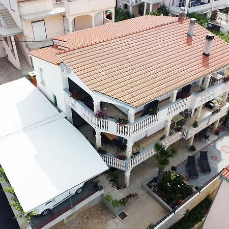 Modern 3br In With Balcony Or Terrace, Free Parking & Ac * Задар