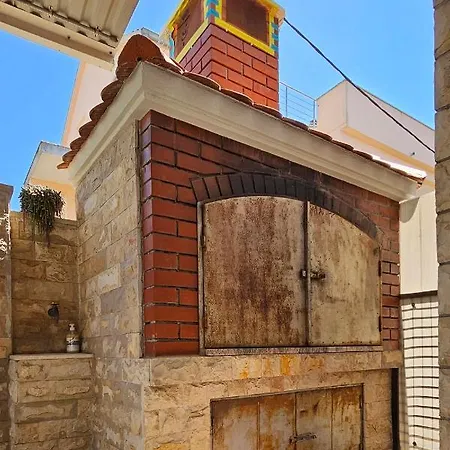 Easy Acces - 3br & Balcony Or Terrace Units -carport -bbq -ac Ζαντάρ