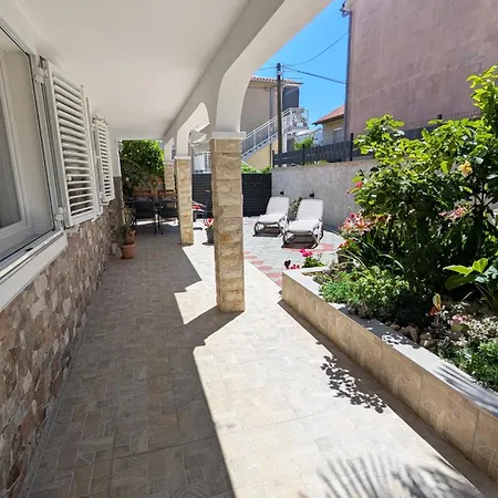Modern 3br In With Balcony Or Terrace, Free Parking & Ac * Задар